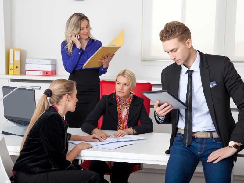 PR là gì? Những kiến thức cần biết về PR trong Marketing