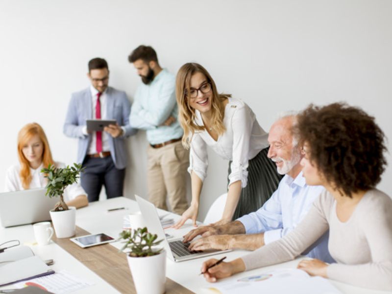 Tương Lai Của AI Trong Môi Trường Làm Việc