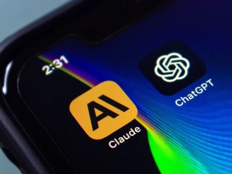 Claude và ChatGPT
